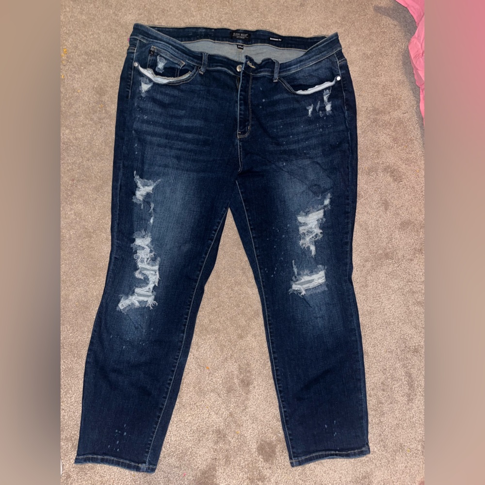 Judy blue boyfriend jeans distressed paint splatter